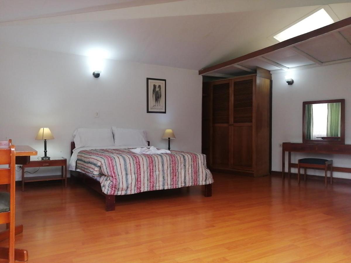 Hotel Santa Monica 波哥大 外观 照片